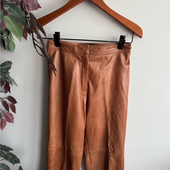 Danier Tan Leather made in Canada pants - Picture 5 of 7